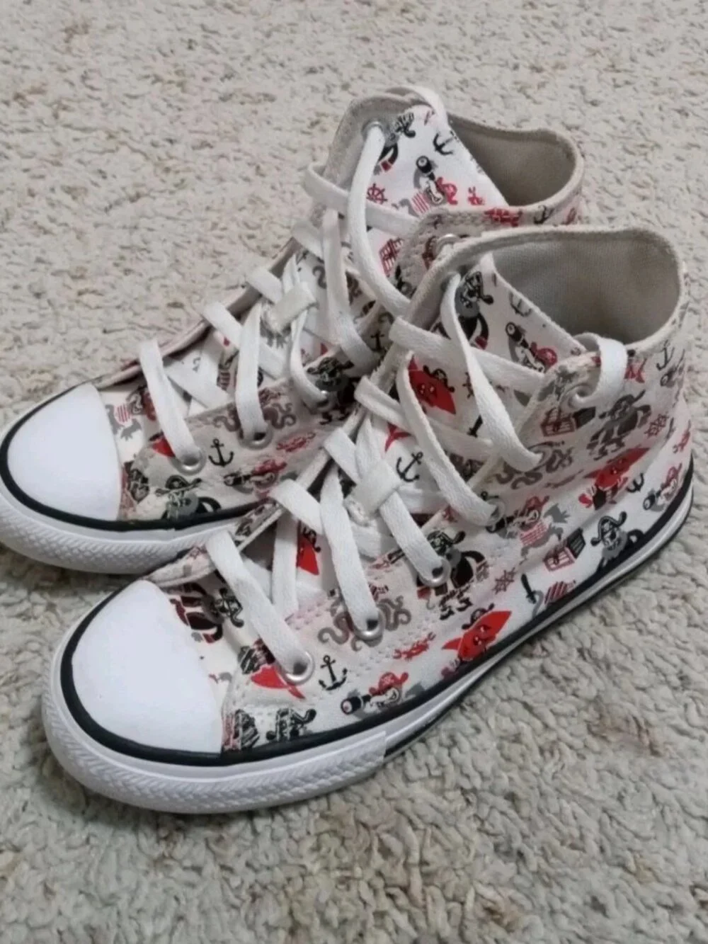 Converse CTAS Boys High Top Sneakers Pirate Print White/Red Lace-Up Size 1.5